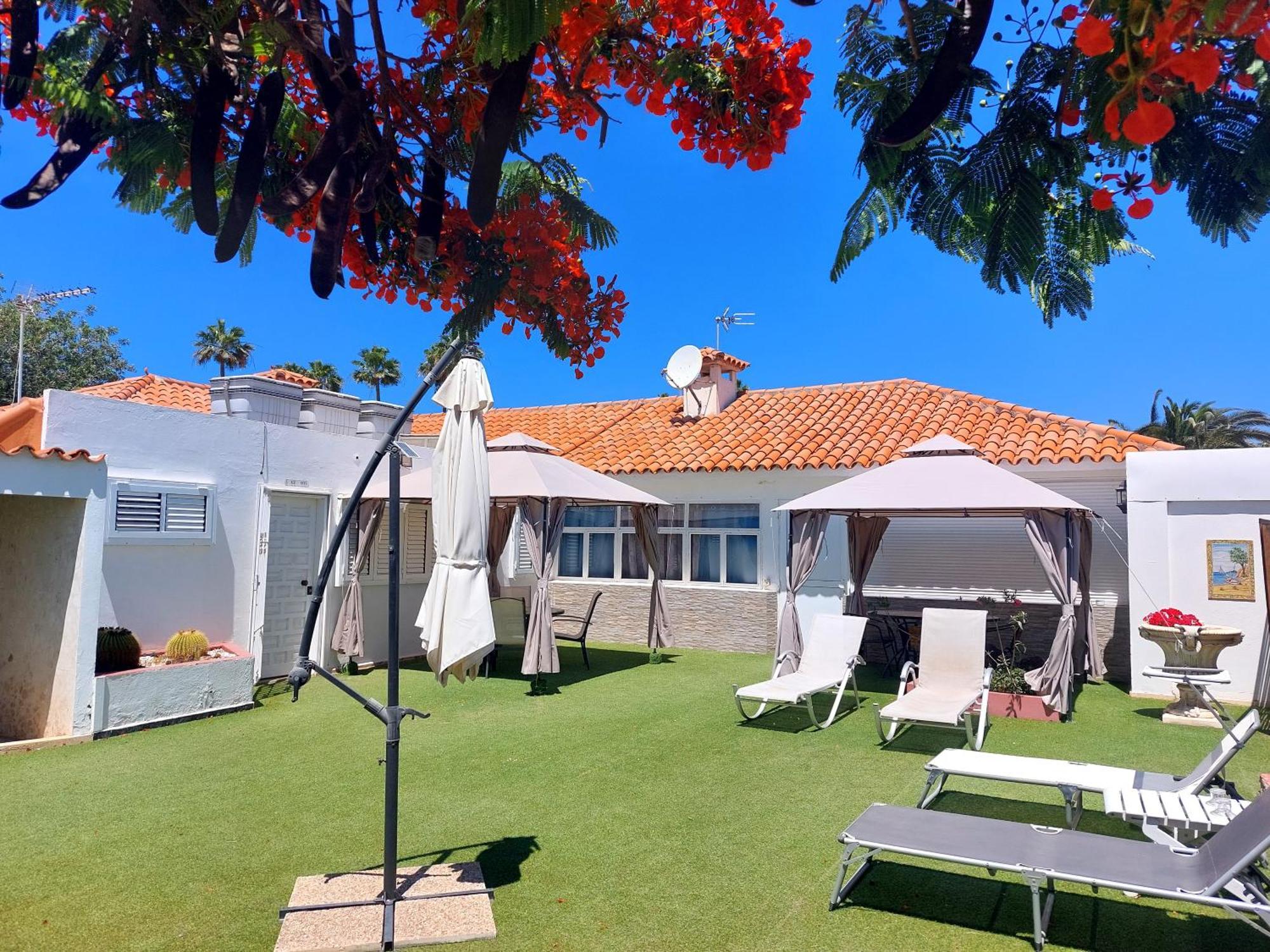 Bungalows Lapahi Плая дел Инглес Екстериор снимка